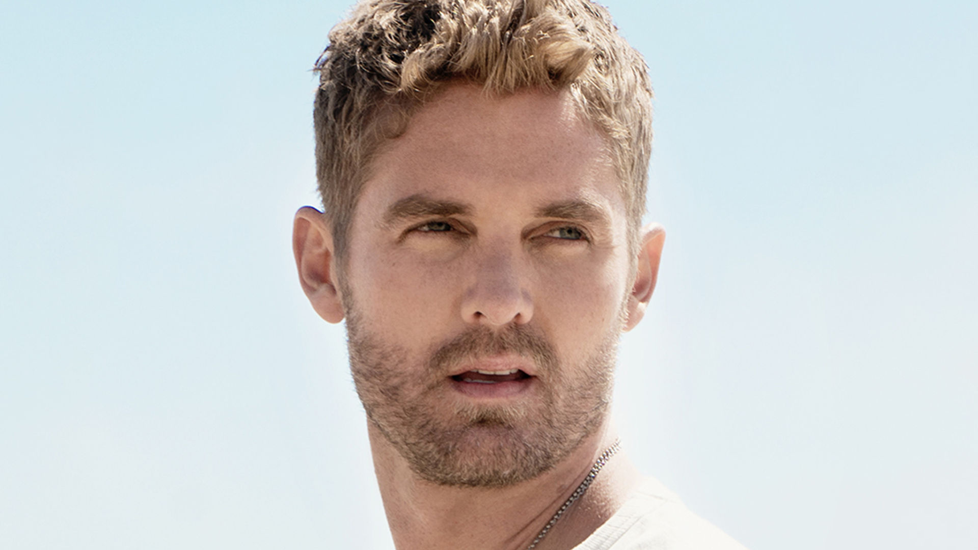 Brett Young - Aug. 25